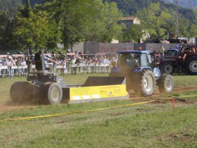 tractor-sdaz-2010-232