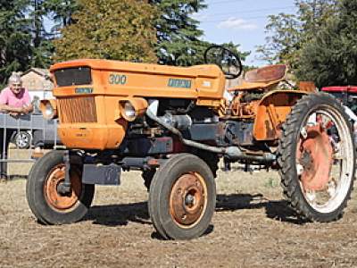 tractor-sdaz-153